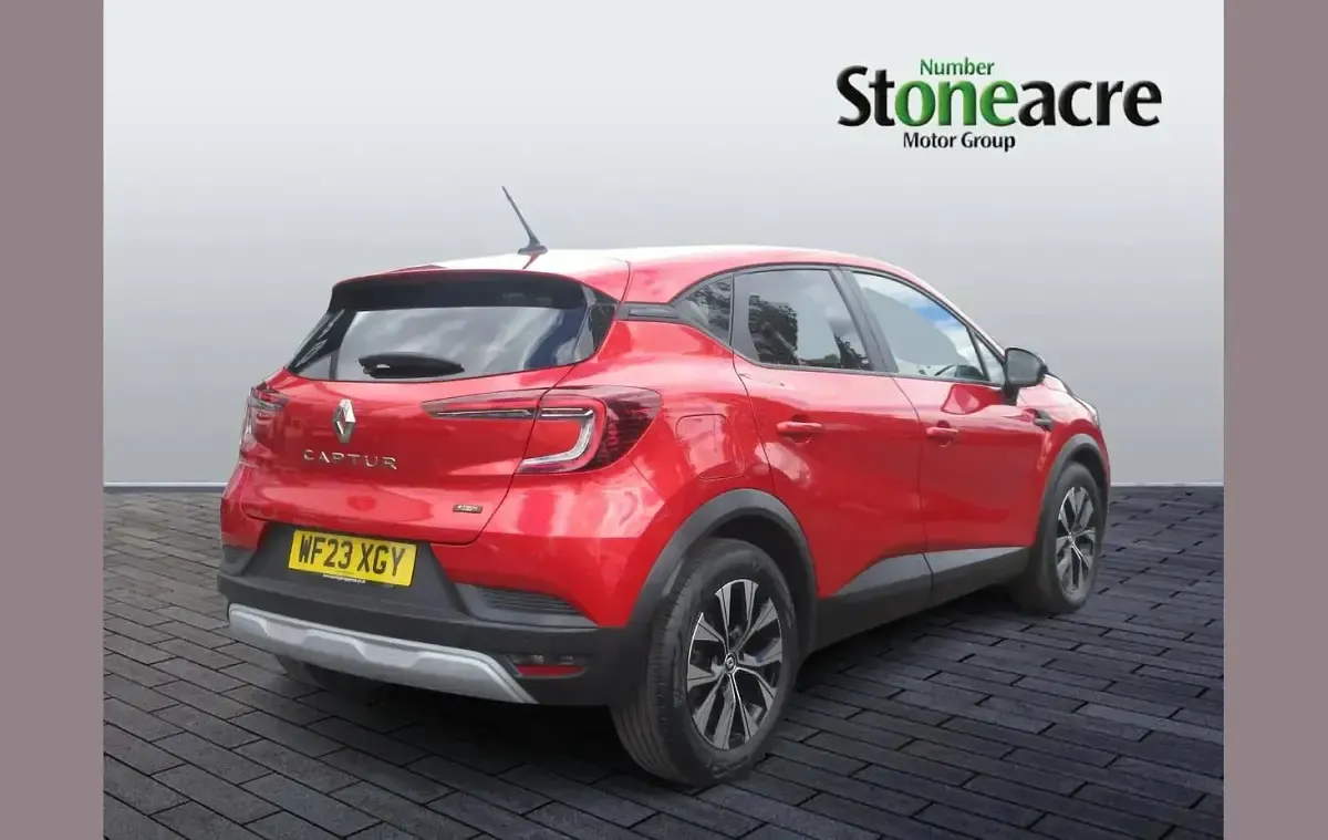 Used Renault Captur Evolution 143 HP (105 kW) 2023 Red SUV
