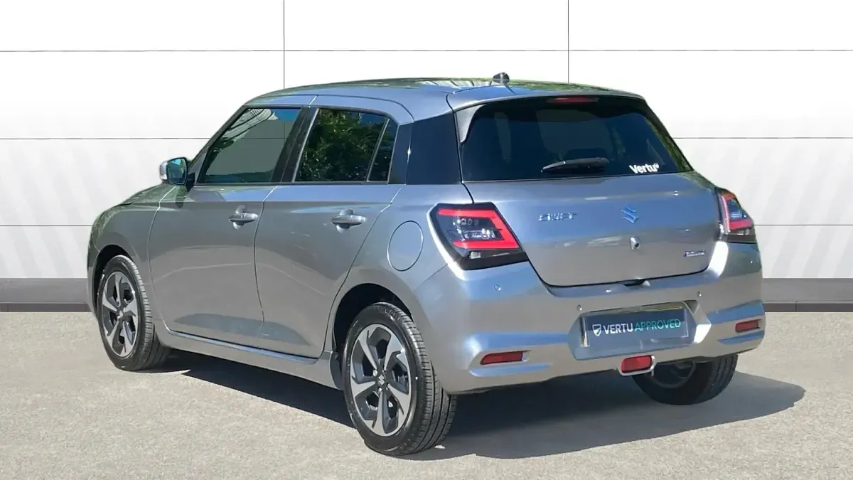 Used Suzuki Swift 82 HP (60 kW) 2024 Silver Hatchback