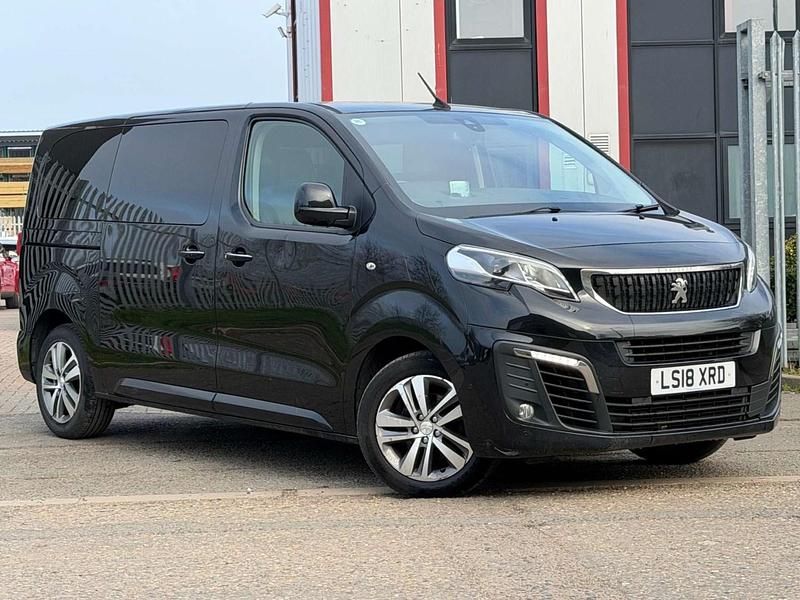 Used Peugeot Traveller Allure 2018 Black MPV