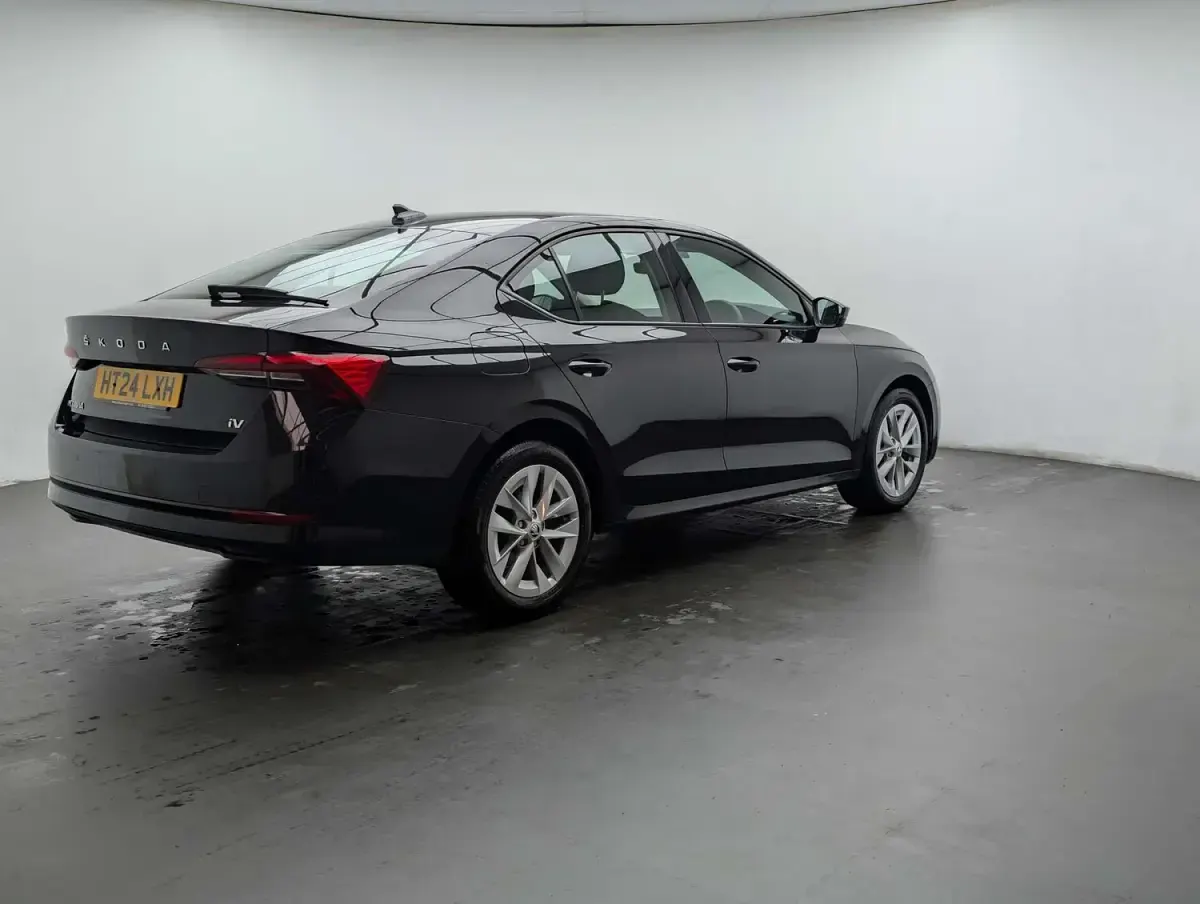Gebraucht Skoda Octavia SE Technology 2024 Schwarz Kleinwagen