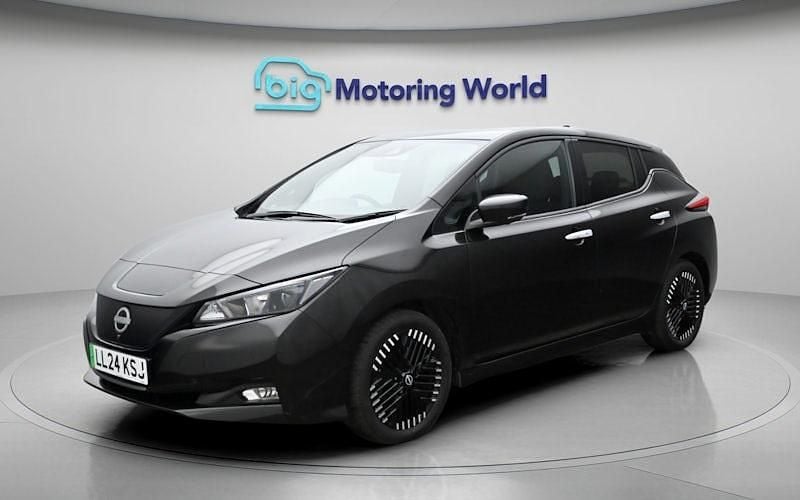 Used Nissan Leaf N-Connecta 110 kW (150 HP) 2024 Black Hatchback