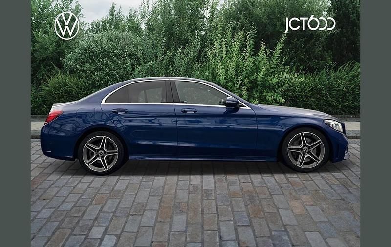 Used Mercedes C300 AMG Line Premium 241 HP (177 kW) 2019 Blue Sedan