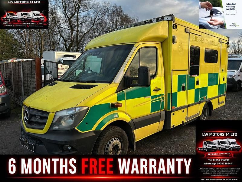 Begagnad Mercedes Sprinter 188 HK (138 kW) 2016 Gul Van