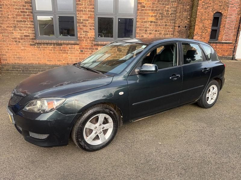 Used Mazda 3 2004 Green Hatchback