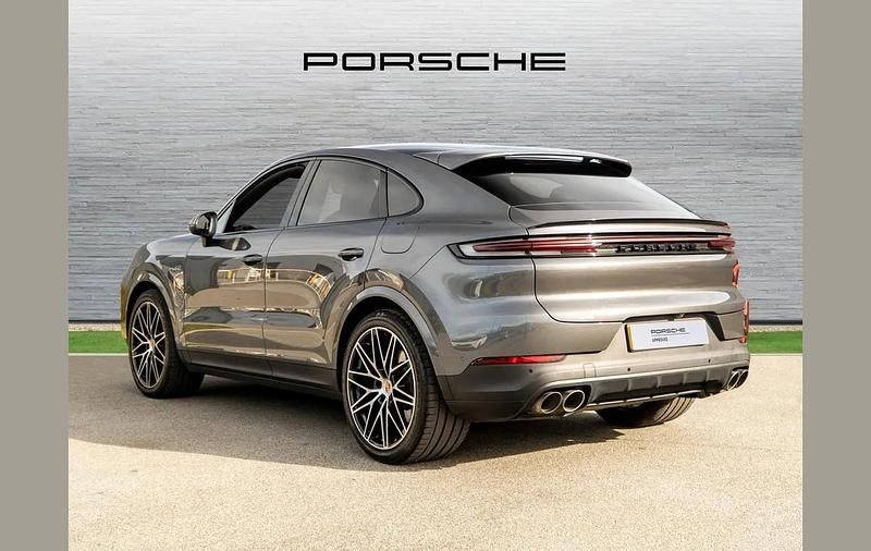 Used Porsche Cayenne S E-Hybrid 512 HP (376 kW) 2025 Grey SUV