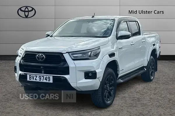 Gebraucht Toyota HiLux 201 PS (147 kW) 2021 Weiß Pickup