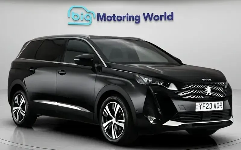 Used Peugeot 5008 GT 131 HP (96 kW) 2023 SUV
