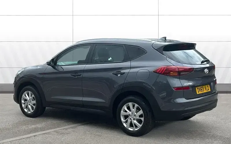 Used Hyundai Tucson SE 132 HP (97 kW) 2019 Grey SUV
