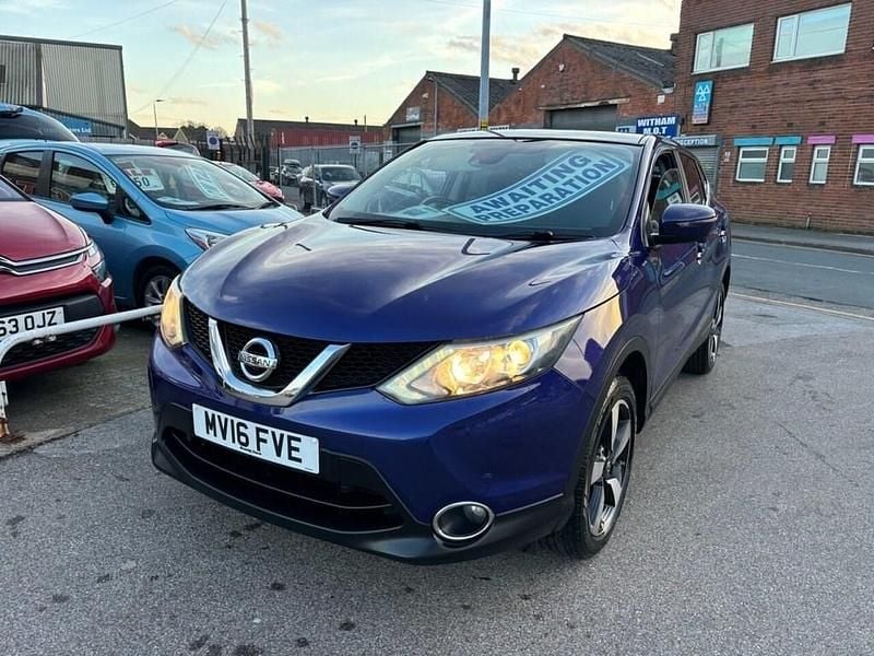 Used Nissan Qashqai N-Connecta 115 HP (84 kW) 2016 Blue SUV