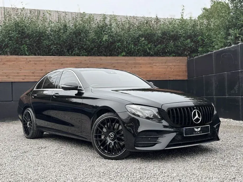 Used Mercedes E200 AMG Line Premium 184 HP (135 kW) 2019 Black Sedan