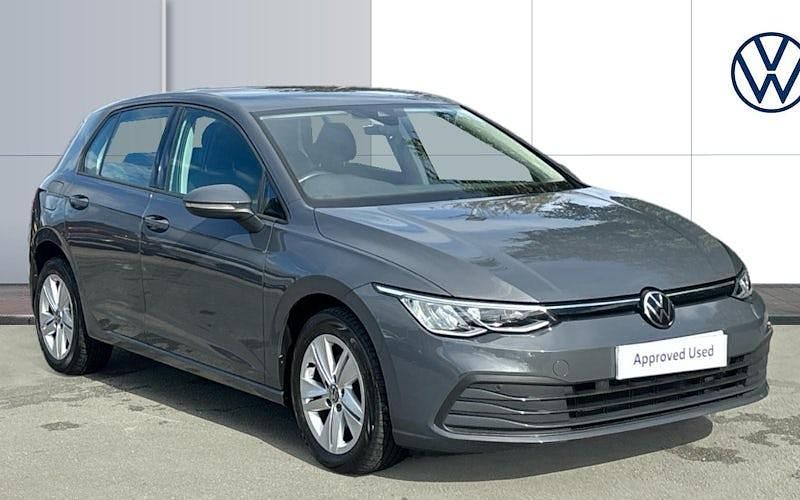 Used 2024 VW Golf VIII Life Hatchback | £15,818 (Good price) - Image 1/4