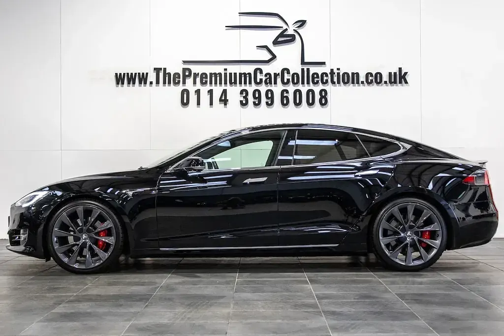 Used Tesla Model S Performance 580 kW (789 HP) 2020 Black Hatchback