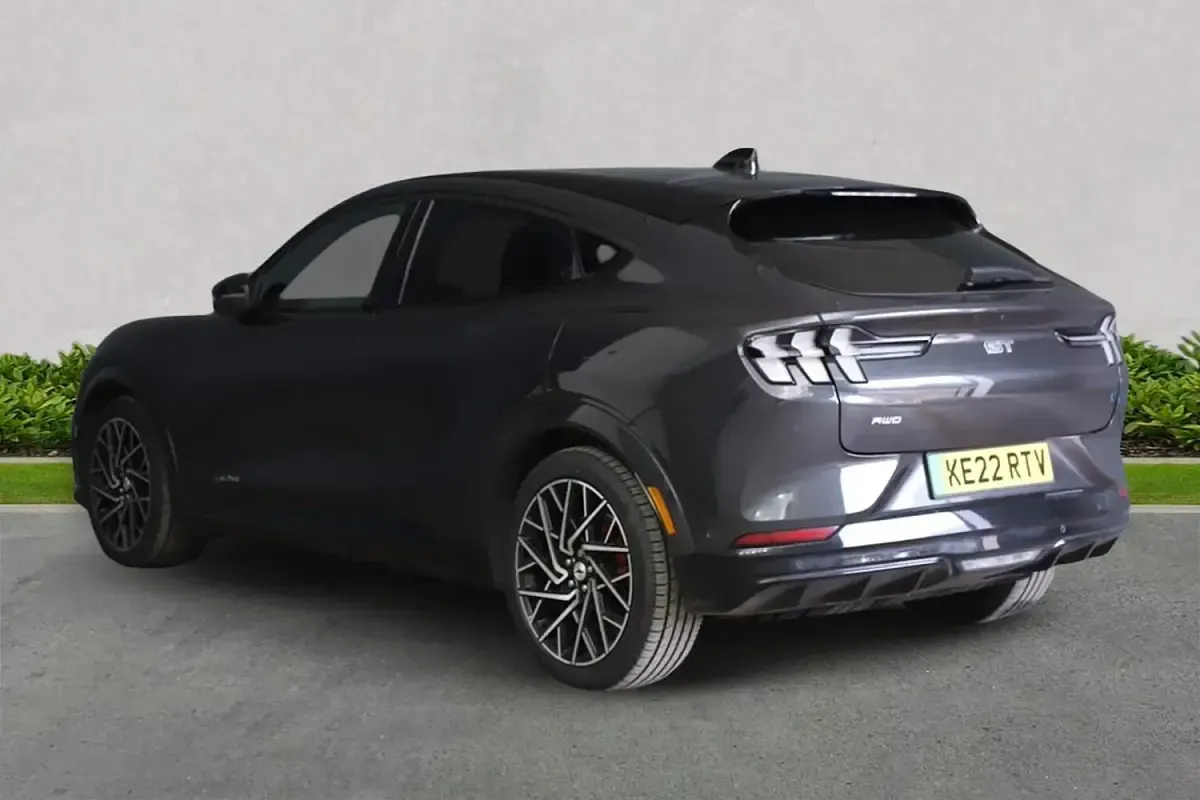 Used Ford Mustang GT 358 kW (487 HP) 2022 Grey Hatchback