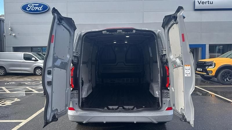 Used Ford Transit Custom Sport 170 HP (125 kW) 2025 Van