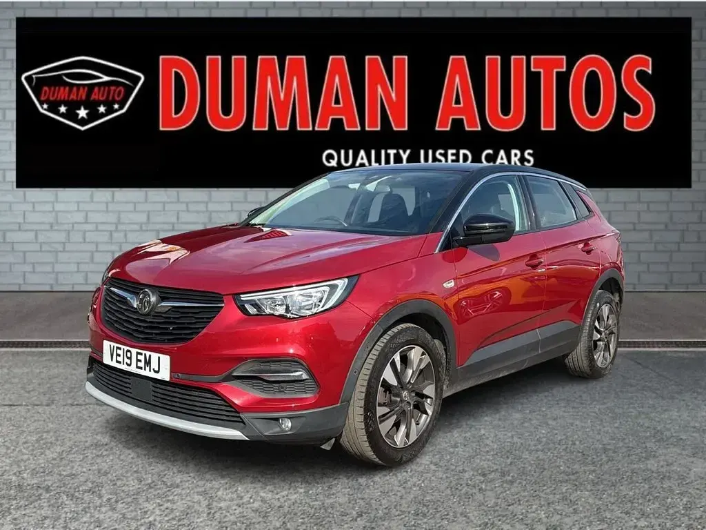 Used Vauxhall Grandland X Sport 130 HP (95 kW) 2019 Red SUV