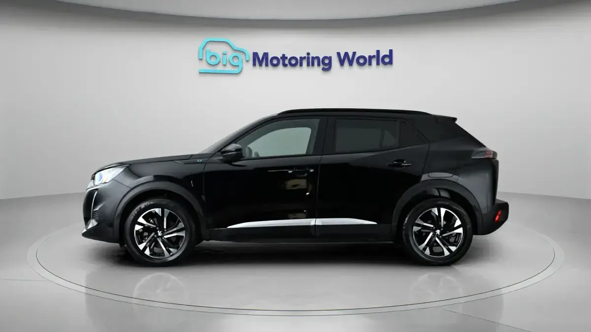 Used Peugeot e-2008 GT 100 kW (136 HP) 2023 SUV