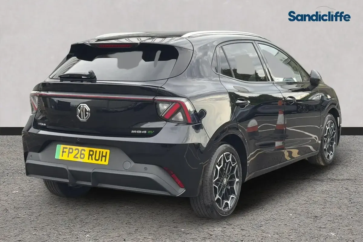 New MG MG4 EV 117 kW (160 HP) 2026 Metallic  black pearl Hatchback