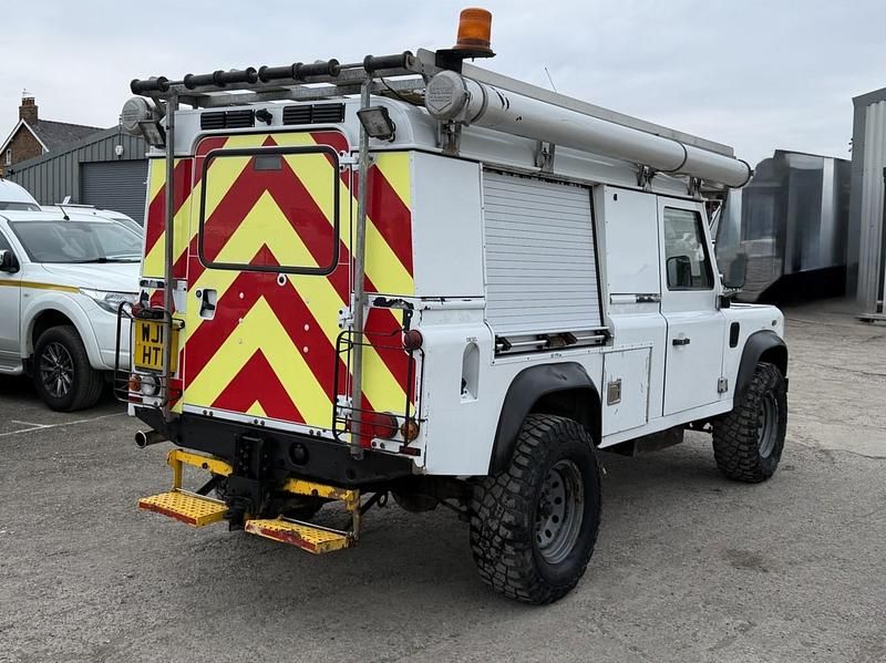 Used Land Rover Defender 2013 White SUV