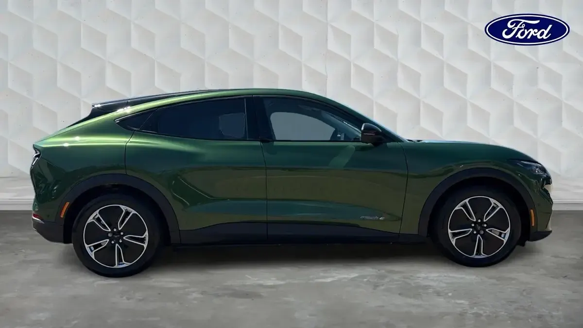 Used Ford Mustang Mach-E Select 193 kW (263 HP) 2026 Green SUV