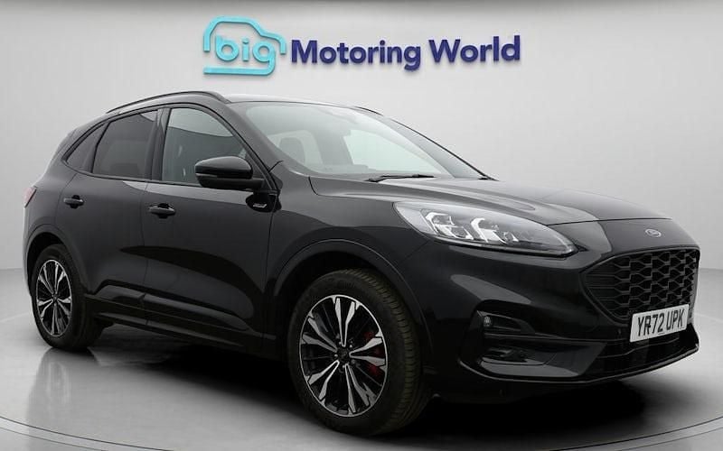 Usado Ford Kuga ST-Line X 224 HP (164 kW) 2022 SUV