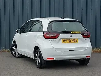 Used Honda Jazz Hybrid 109 HP (80 kW) 2020 White Hatchback