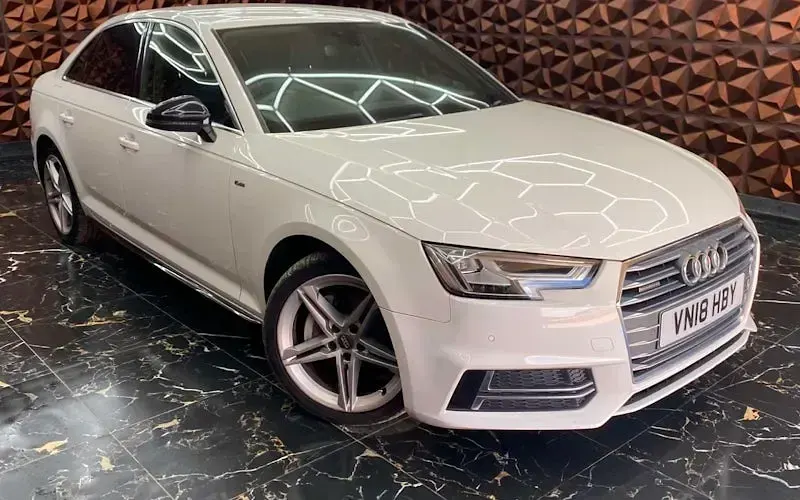 Used Audi A4 S-Line 190 HP (139 kW) 2018 Sedan