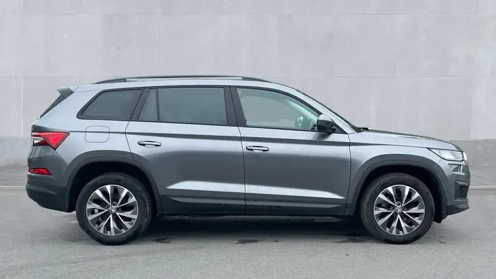 Used Skoda Kodiaq SE Drive 150 HP (110 kW) 2023 Grey SUV
