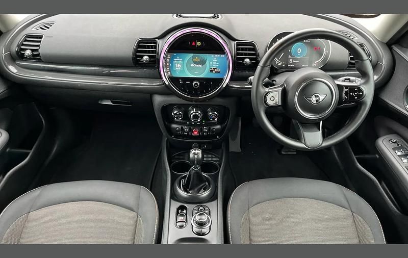 Used Mini Cooper Clubman Classic 134 HP (98 kW) 2022 Black Estate