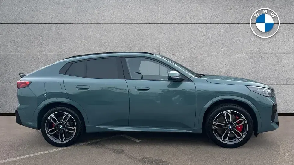 Used BMW iX2 M Sport 227 kW (309 HP) 2026 Green SUV