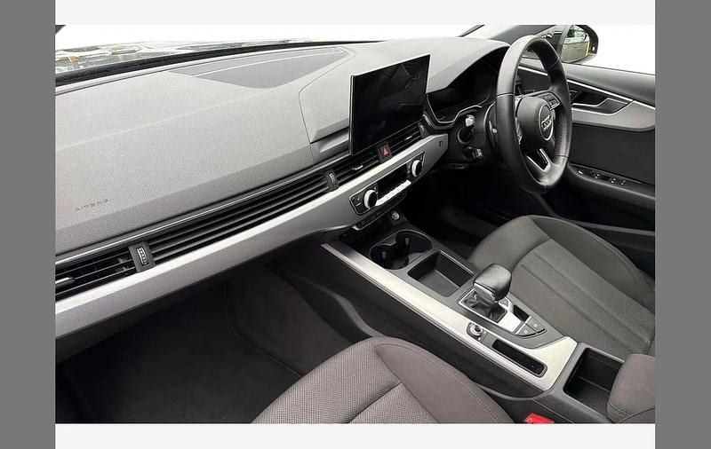 Used Audi A4 Comfort 150 HP (110 kW) 2023 Black Sedan