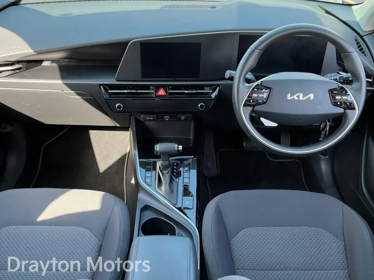 Used Kia Niro 139 HP (102 kW) 2023 Blue SUV