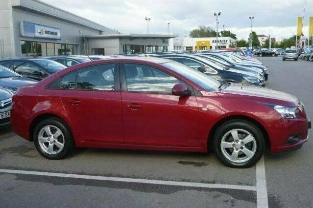 Used 2010 Chevrolet Cruze Sedan | £5,990 - Image 1/4