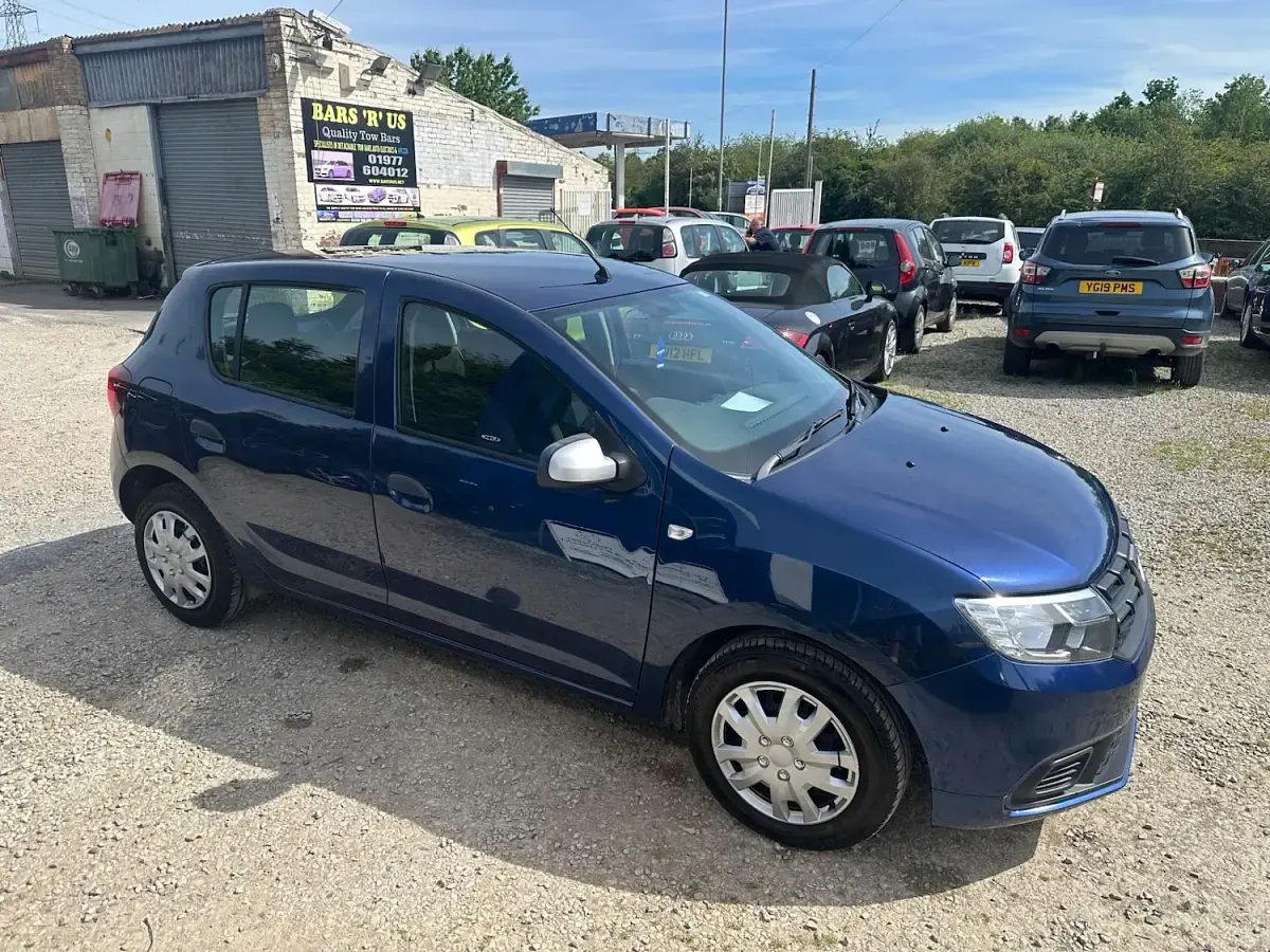 Used Dacia Sandero Ambiance 2017 Blue Hatchback