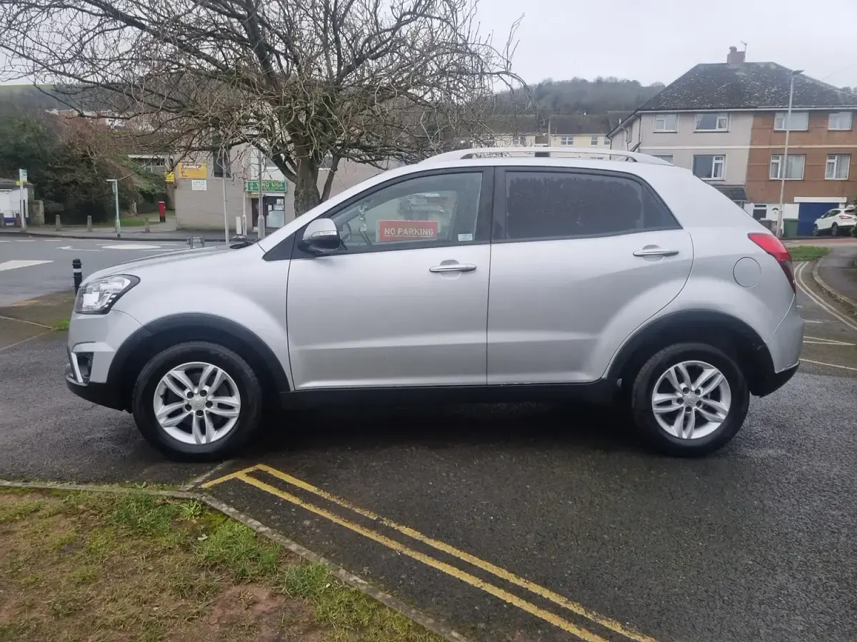 Used SsangYong Korando 178 HP (130 kW) 2016 Silver SUV
