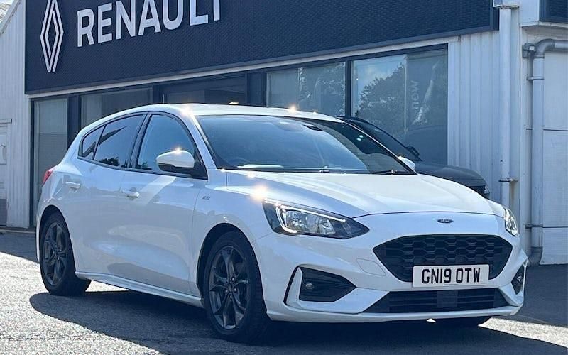 Used 2020 Ford Focus ST-Line Hatchback | £11,808 (Fair price) - Image 1/4