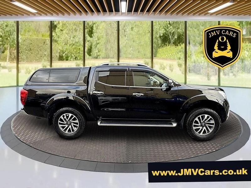 Used Nissan Navara Tekna 2018 Black Pickup