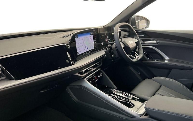 New Audi Q5 S-Line 204 HP (150 kW) 2026 SUV