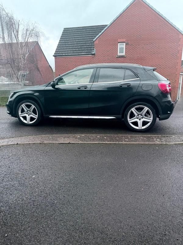 Used Mercedes GLA200 AMG line 2015 Black SUV