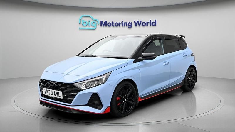 Używany Hyundai i20 204 KM (150 kW) 2023 Niebieski Hatchback