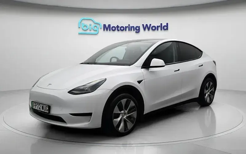 Used Tesla Model Y Standard Range 219 kW (299 HP) 2024 SUV