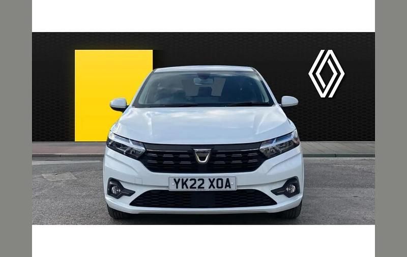 Used Dacia Sandero Comfort 91 HP (66 kW) 2022 White Hatchback