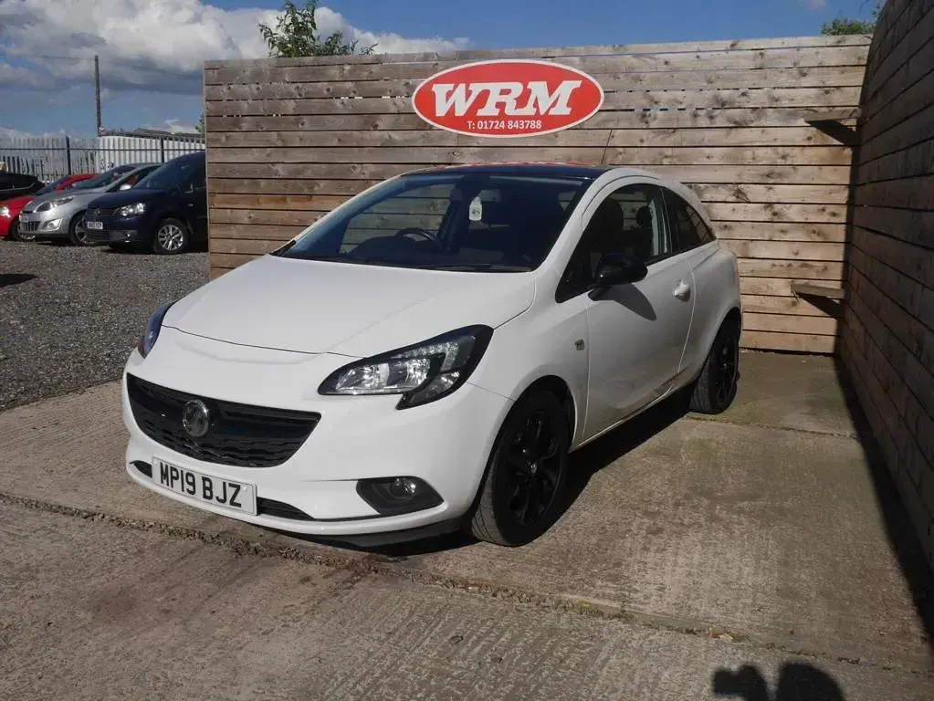 Used Vauxhall Corsa 75 HP (55 kW) 2019 White Hatchback