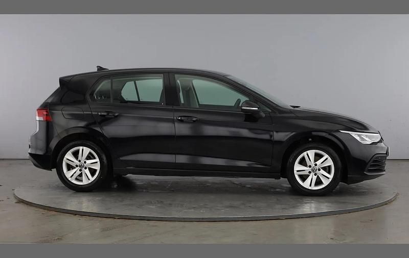 Used VW Golf VIII Life 108 HP (79 kW) 2022 Black Hatchback