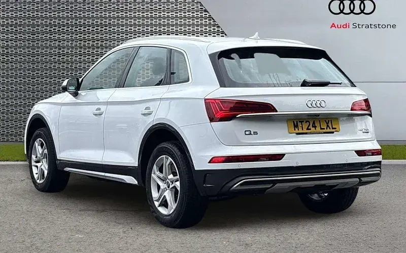 Used Audi Q5 Sport 204 HP (150 kW) 2024 White SUV