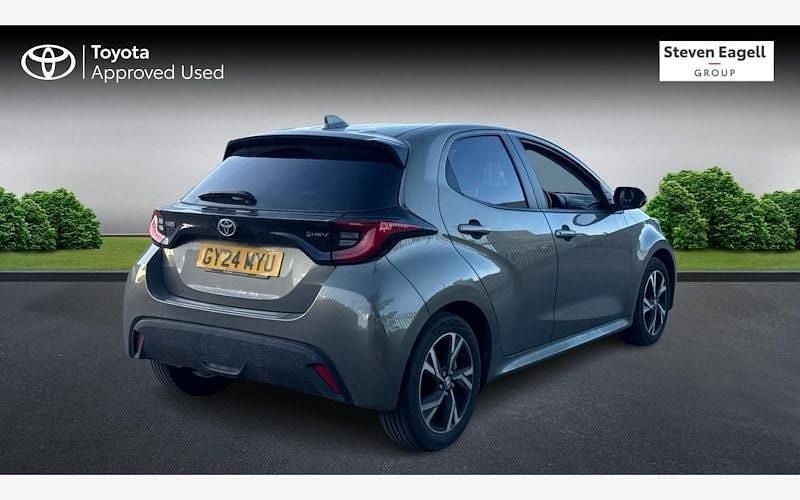 Used Toyota Yaris Hybrid Design 116 HP (85 kW) 2026 Hatchback