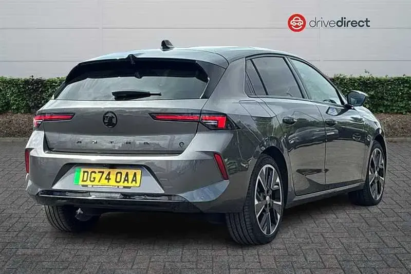 Used Vauxhall Astra Ultimate 114 kW (156 HP) 2024 Grey Hatchback