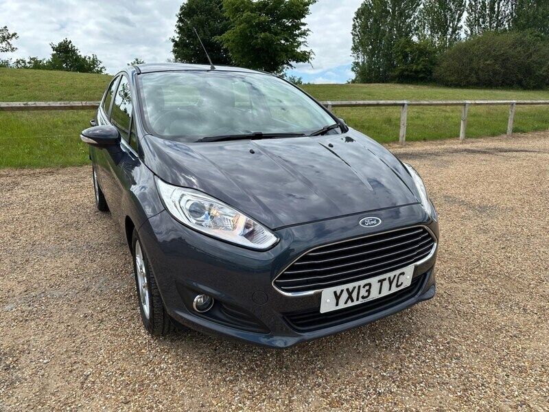 Grey Used 2013 Ford Fiesta Zetec Hatchback | £5,975 (Fair price) - Image 1/4