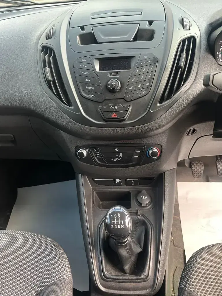 Used Ford Transit S 100 HP (73 kW) 2023 White Van