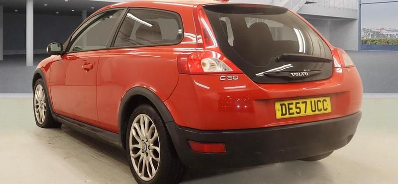 Used Volvo C30 SE 2007 Red Hatchback