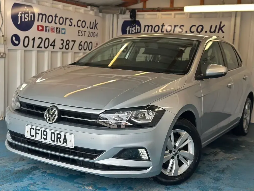 Used VW Polo SE 65 HP (47 kW) 2019 Hatchback